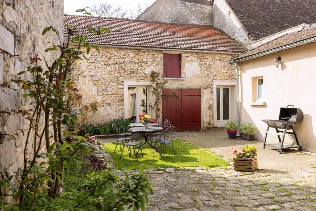 Gite Astara Ury Exterior foto