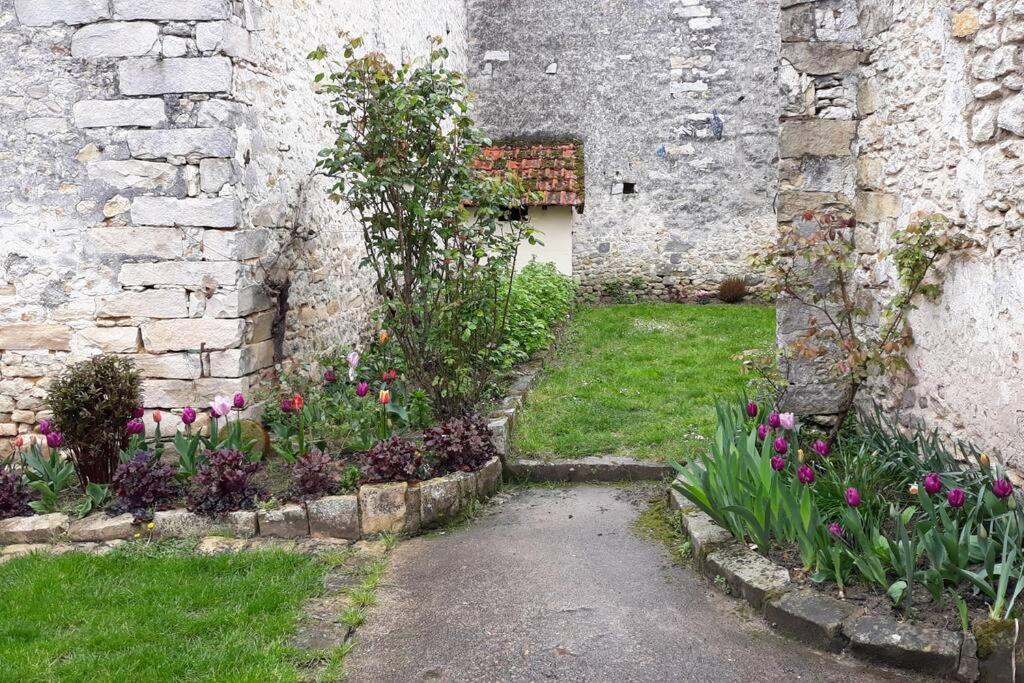 Gite Astara Ury Exterior foto